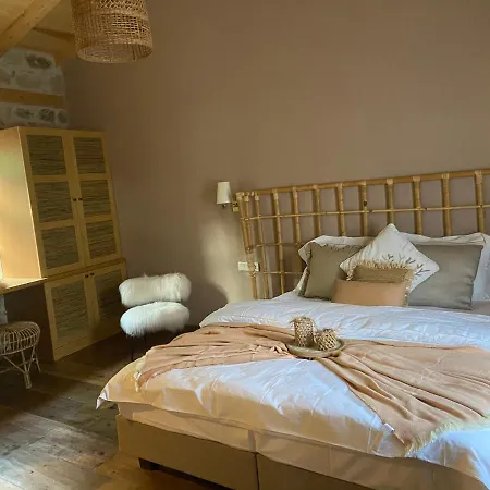 호텔 Perlacia 아다테페