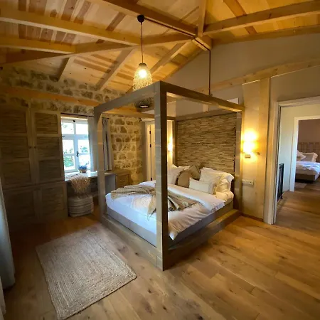 Perlacia 호텔 아다테페