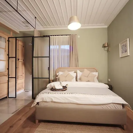 Perlacia * 아다테페