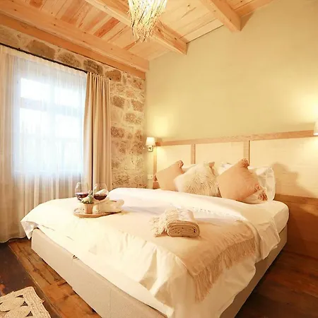 Perlacia * 아다테페