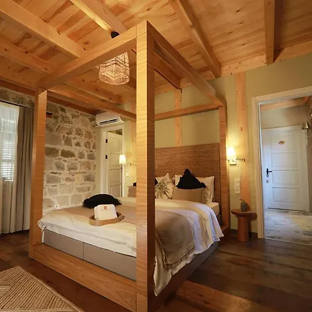 Perlacia Hotel
