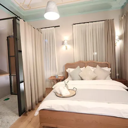 Hotel Perlacia *